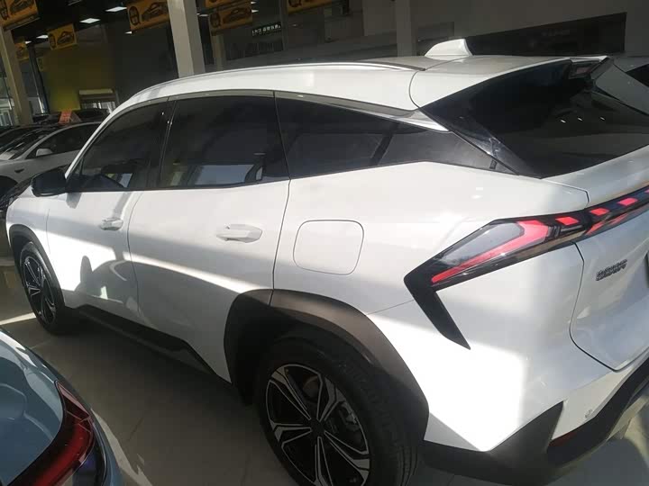 Фото 5 - Geely Galaxy L7