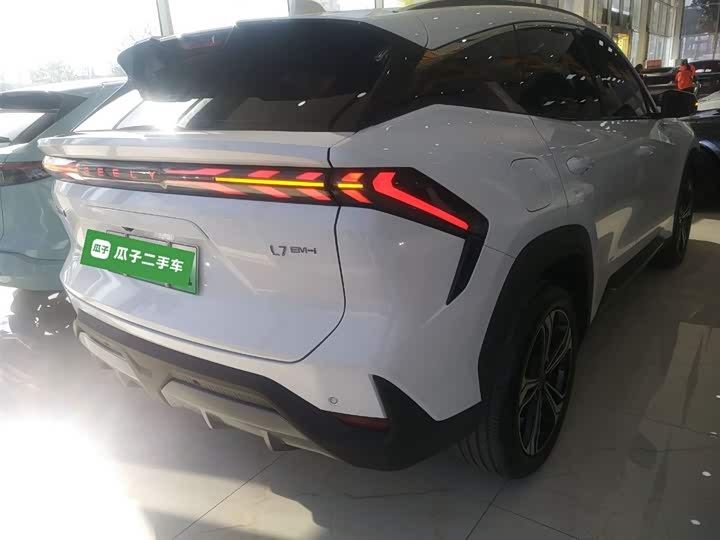 Фото 6 - Geely Galaxy L7