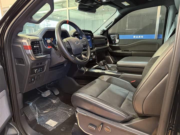 Фото 5 - Ford F-150 Raptor