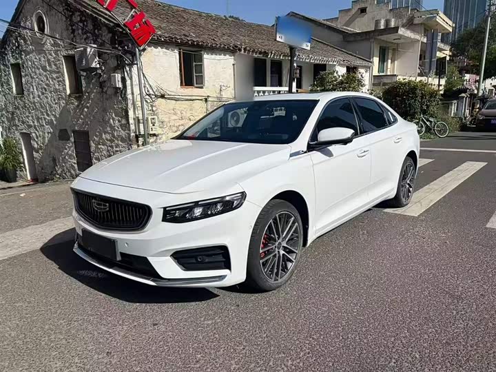 Фото 2 - Geely Preface