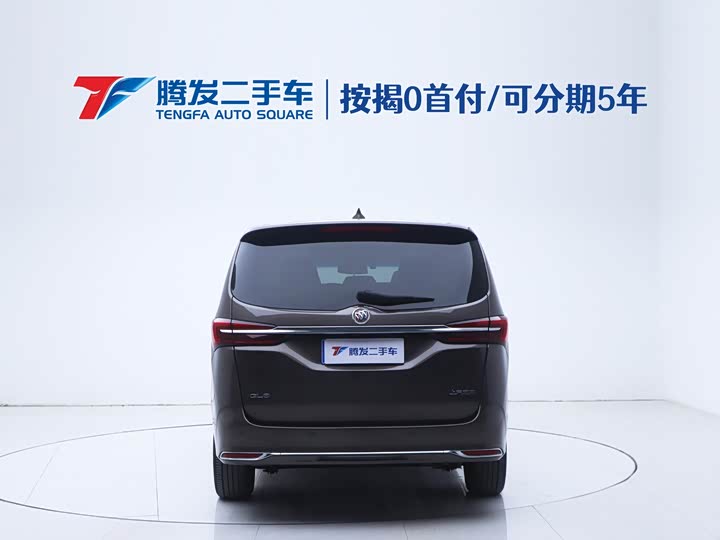 Фото 4 - Buick GL8 ES