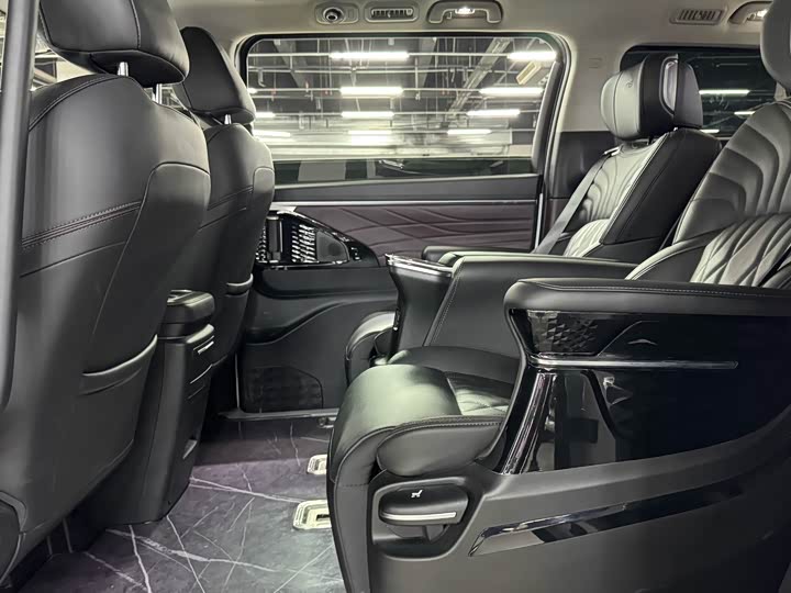 Фото 13 - GAC Trumpchi M8