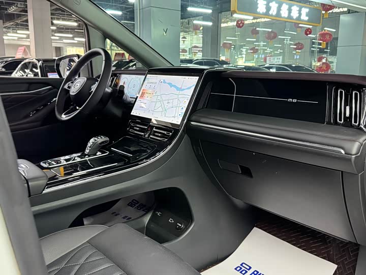 Фото 16 - GAC Trumpchi M8