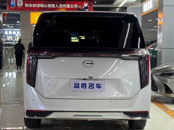 Фото 4 - GAC Trumpchi M8