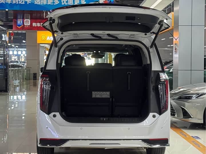 Фото 5 - GAC Trumpchi M8