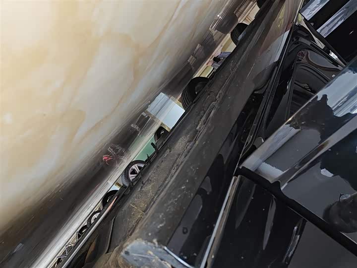 Фото 21 - Audi A6L