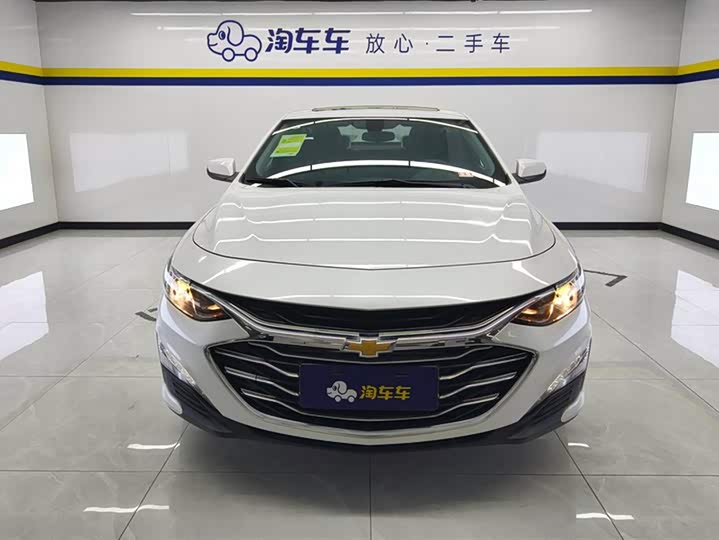 Фото 2 - Chevrolet Malibu XL