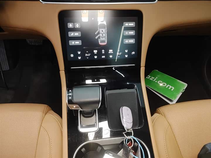 Фото 14 - LiXiang One