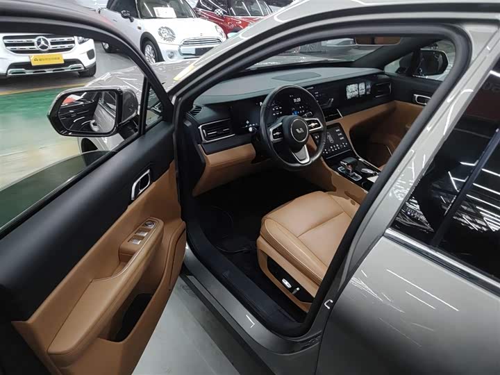 Фото 16 - LiXiang One