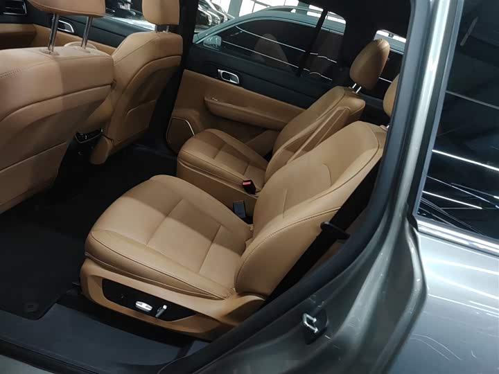 Фото 17 - LiXiang One