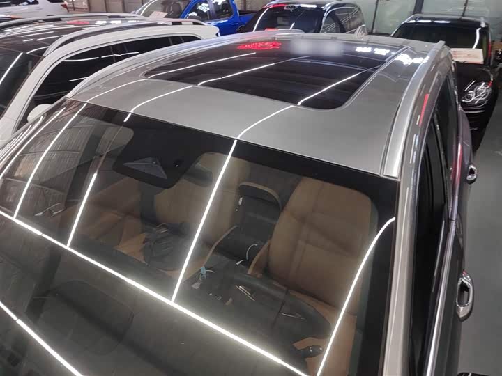 Фото 27 - LiXiang One