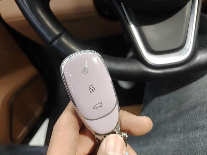 Фото 9 - LiXiang One