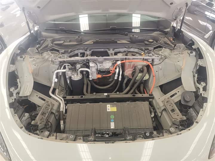 Фото 20 - Xiaomi SU7