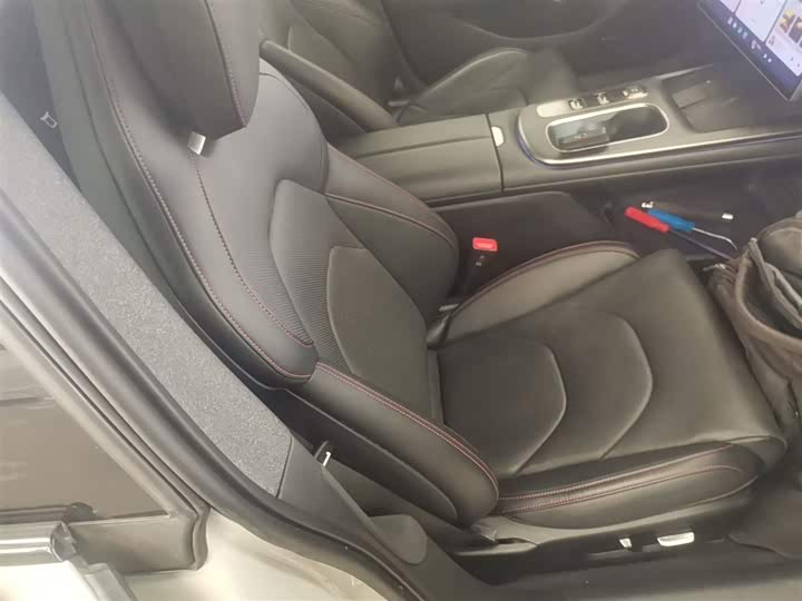 Фото 25 - Xiaomi SU7