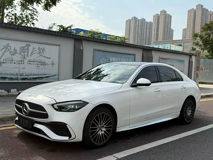 Фото 1 - Mercedes-Benz C-Class