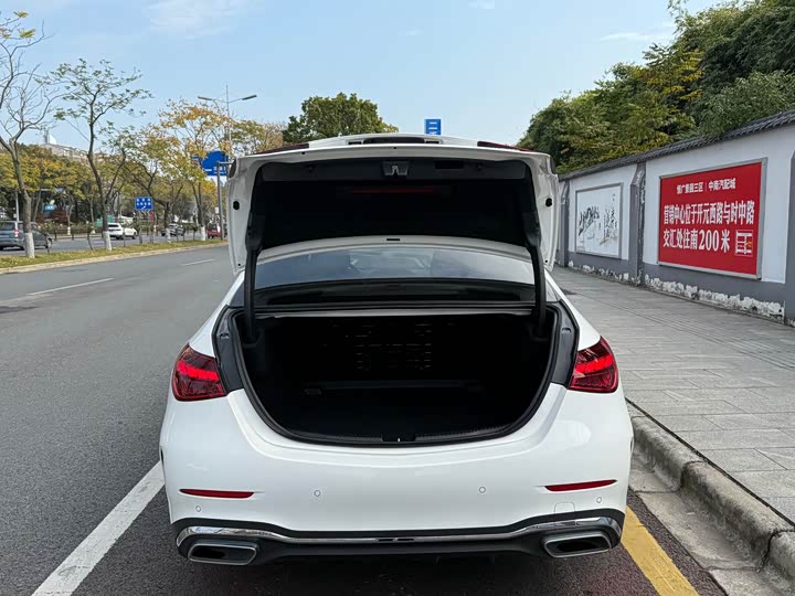 Фото 11 - Mercedes-Benz C-Class