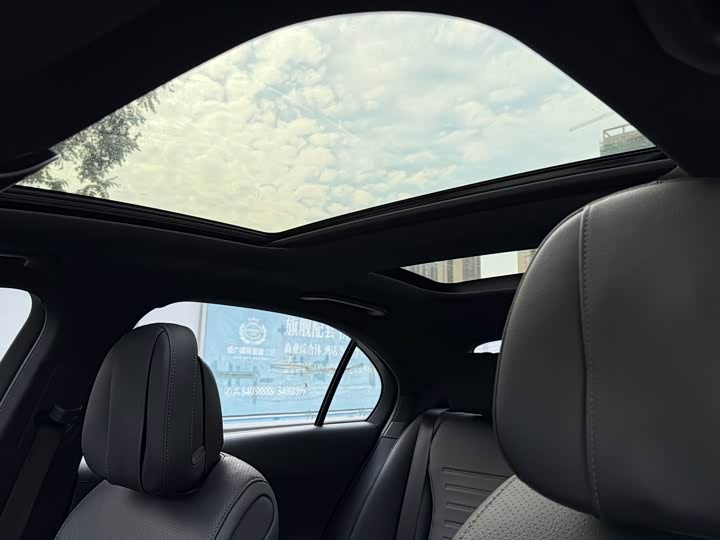 Фото 5 - Mercedes-Benz C-Class