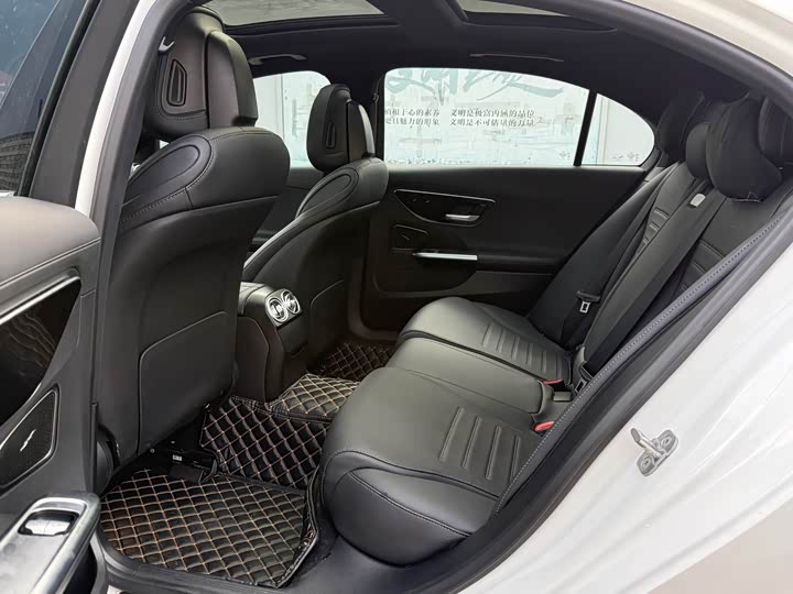 Фото 7 - Mercedes-Benz C-Class