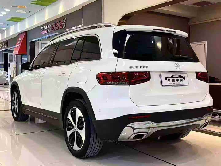 Фото 7 - Mercedes-Benz GLB-Class