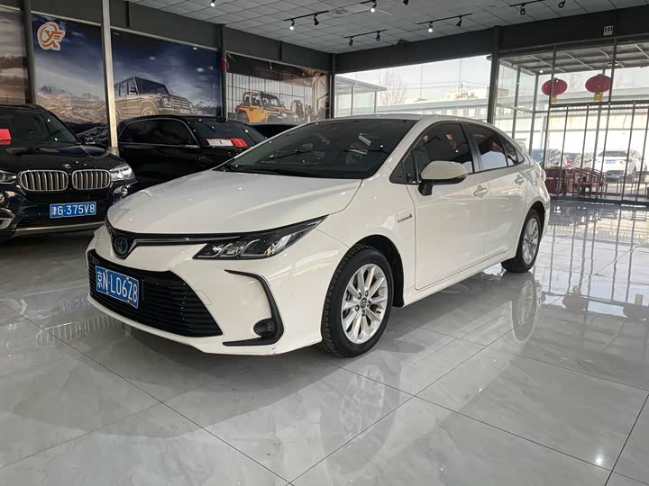 Фото 1 - Toyota Corolla