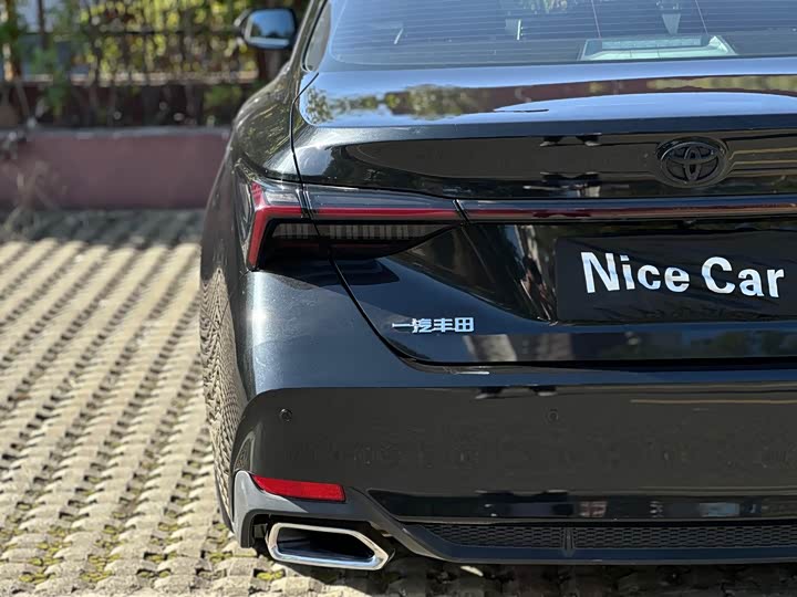 Фото 27 - Toyota Avalon