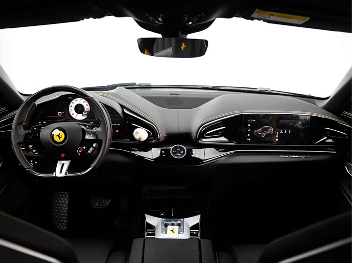 Фото 18 - Ferrari Purosangue