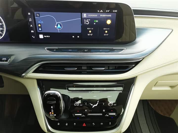 Фото 12 - Buick GL8 ES