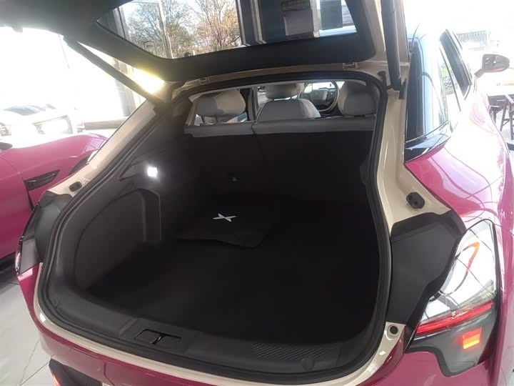 Фото 19 - XPeng Mona M03