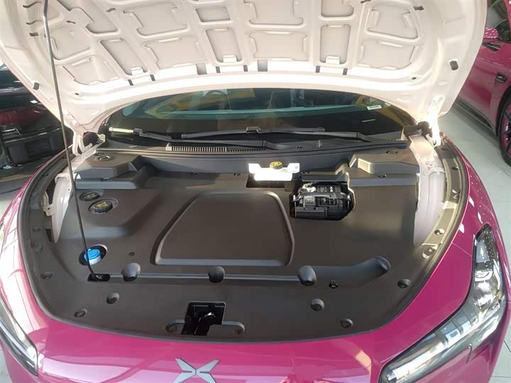 Фото 20 - XPeng Mona M03