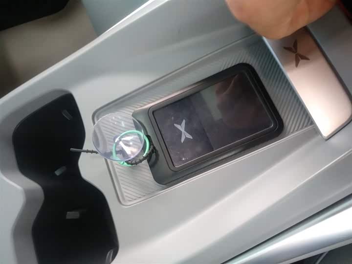 Фото 9 - XPeng Mona M03