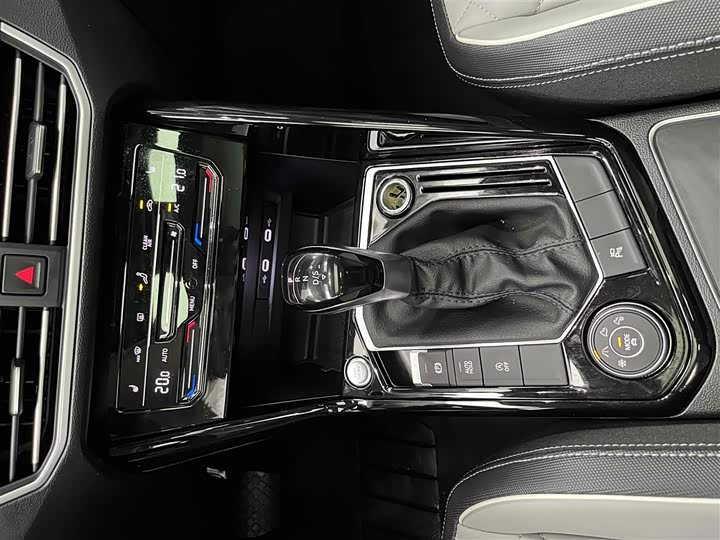 Фото 5 - Volkswagen Tayron