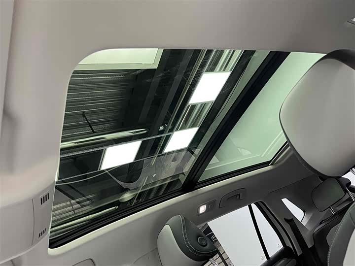 Фото 9 - Volkswagen Tayron