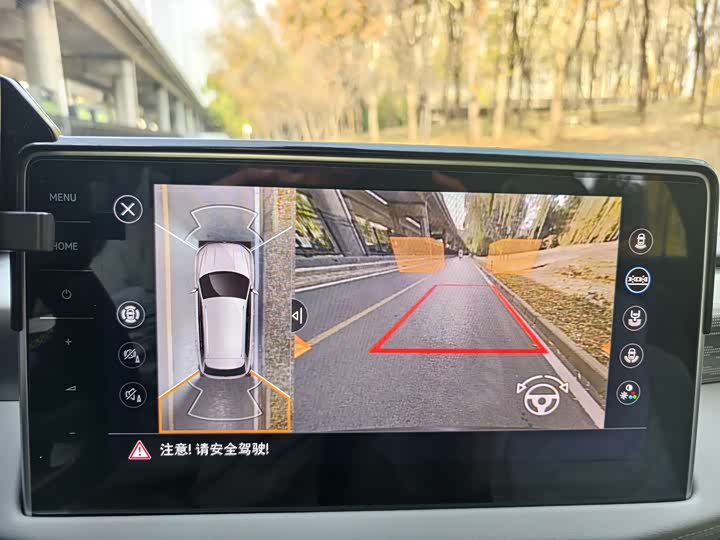 Фото 14 - Volkswagen Tayron