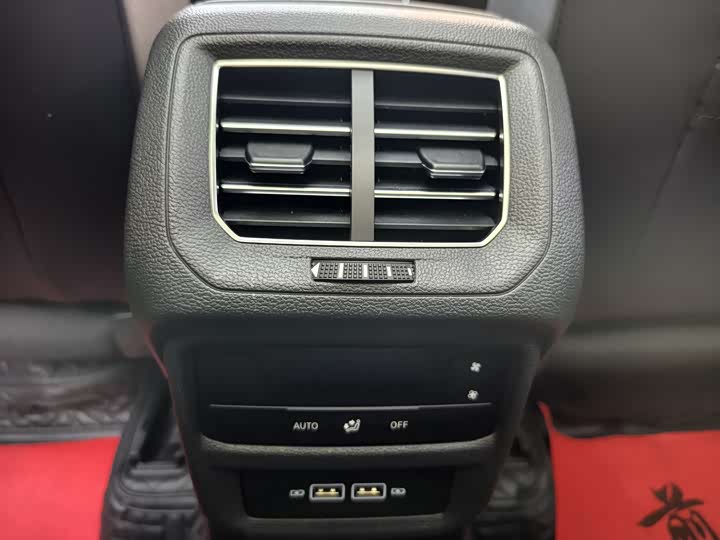 Фото 16 - Volkswagen Tayron