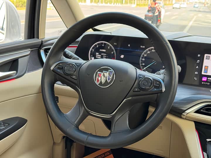 Фото 8 - Buick GL8 ES