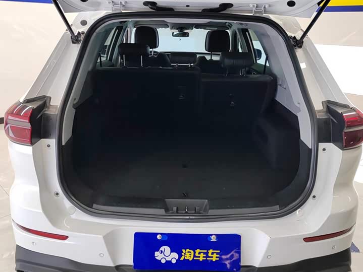 Фото 4 - Chery Tiggo 8