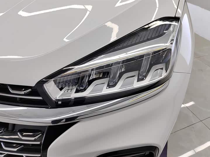 Фото 5 - Chery Tiggo 8