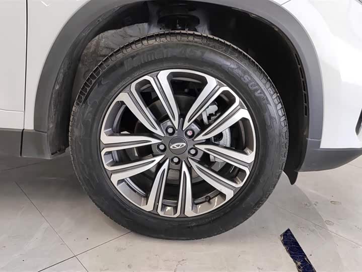 Фото 6 - Chery Tiggo 8