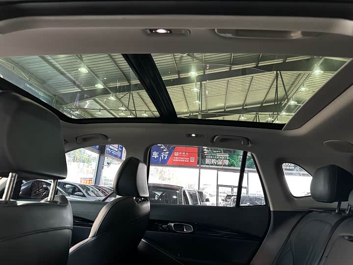 Фото 11 - Geely Galaxy E5