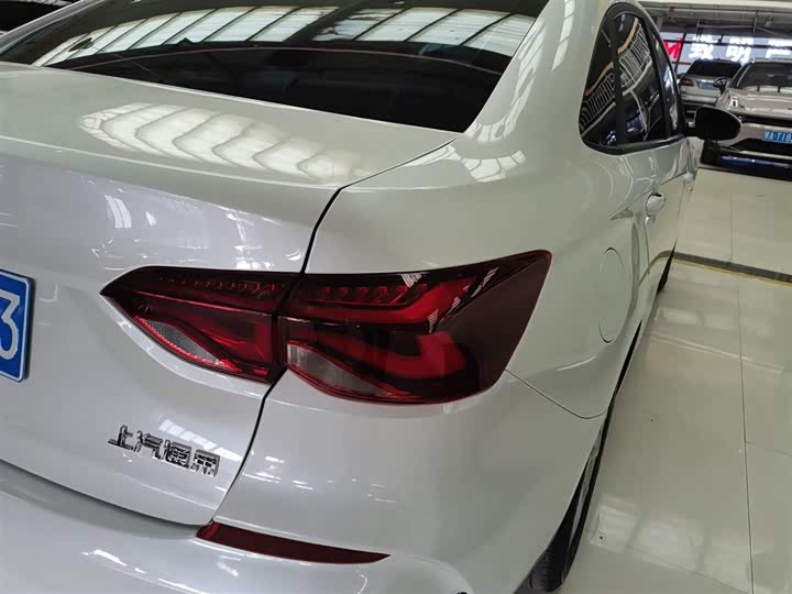 Фото 8 - Chevrolet Monza