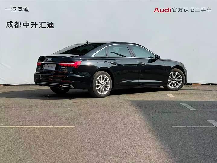 Фото 5 - Audi A6L