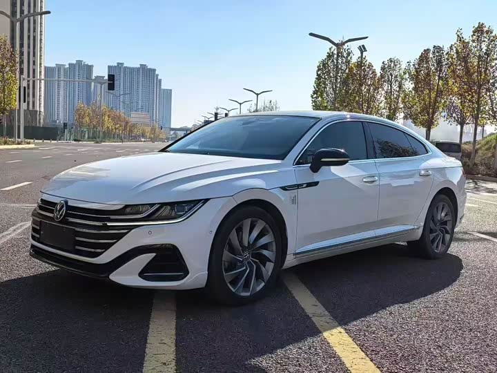 Фото 1 - Volkswagen CC