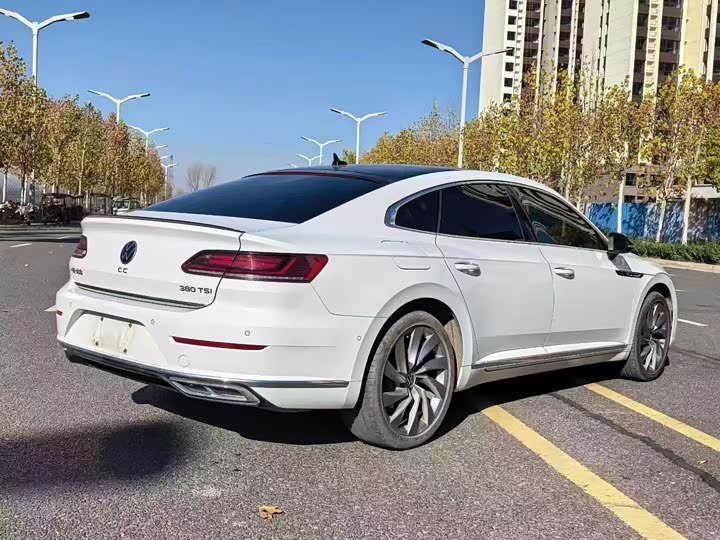 Фото 15 - Volkswagen CC