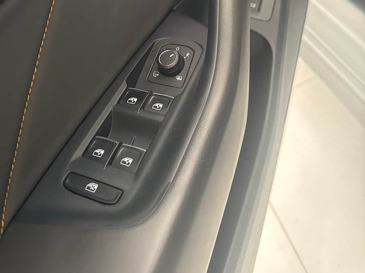 Фото 6 - Volkswagen CC