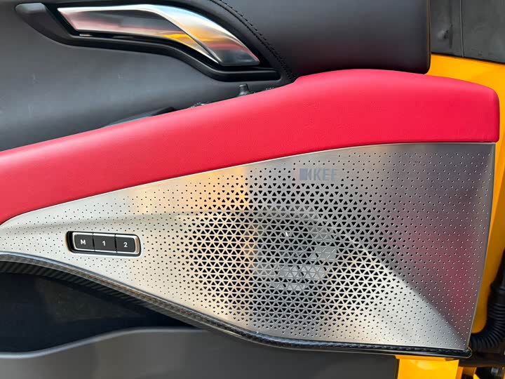 Фото 6 - Lotus Emira