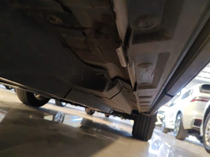 Фото 21 - Toyota RAV4