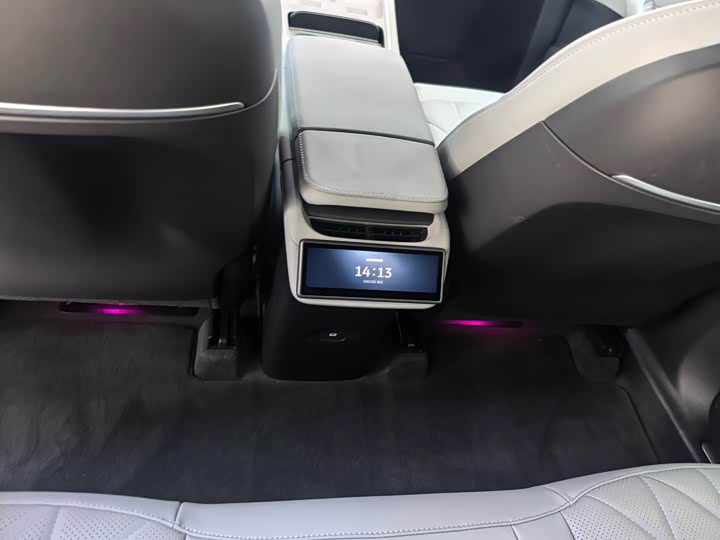 Фото 15 - Nio ES6