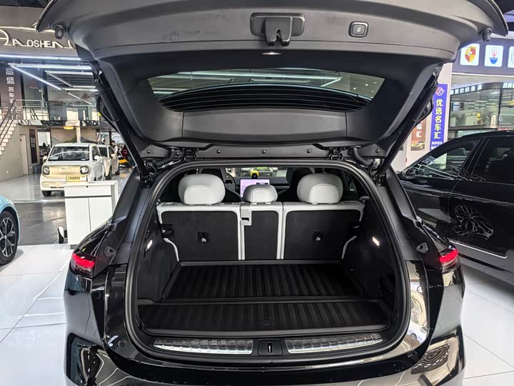 Фото 18 - Nio ES6