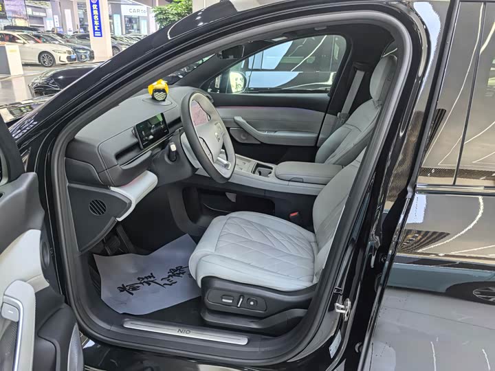 Фото 6 - Nio ES6