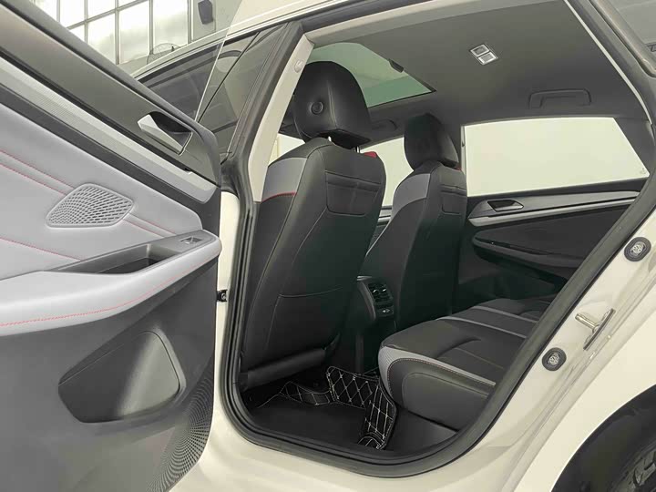 Фото 19 - Volkswagen Lamando L